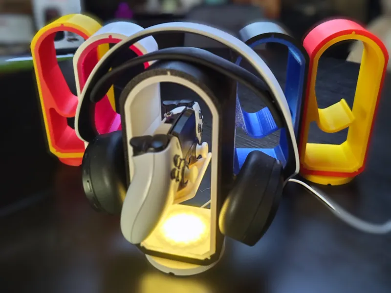 Desk Lamp, Headset & Controller Stand