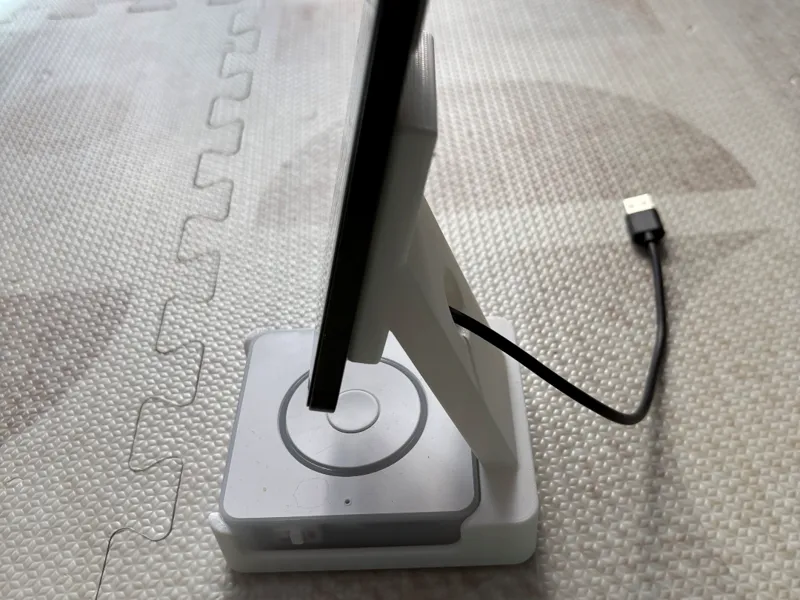 Home Assistant Voice - iPhone/Dashboard Stand 