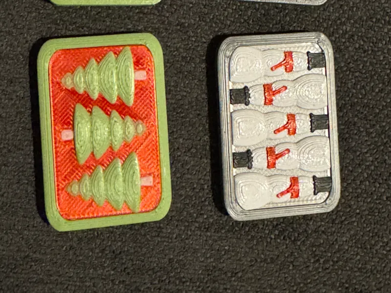 Christmas themed magnet sliders