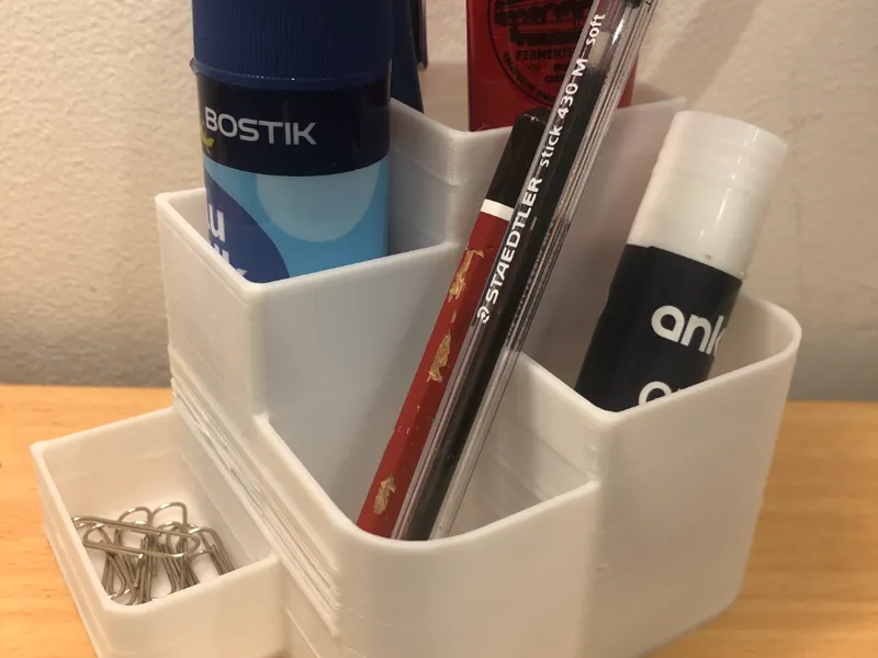 Modular Flow – Customizable Desk Organizer System