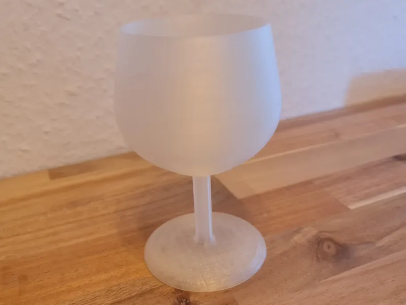 Weinglas aus PLA