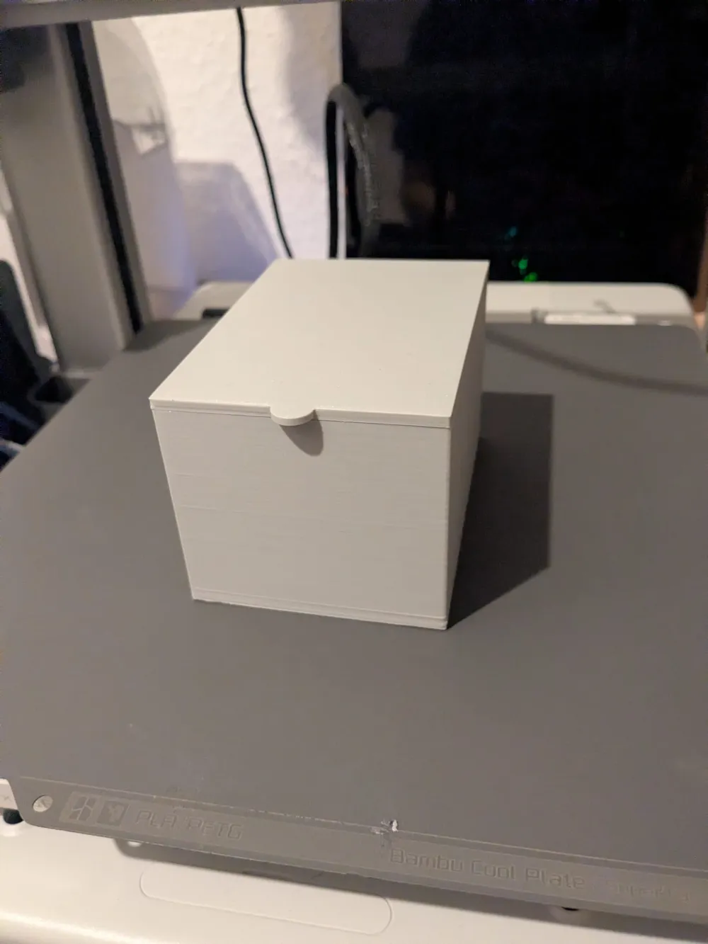 Box with magnetic closure - Free 3D Print Model - MakerWorld
