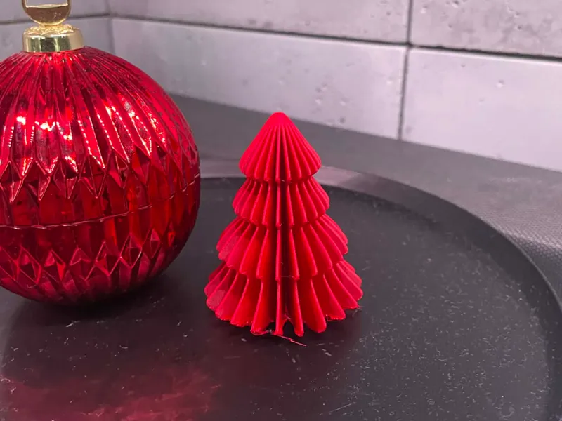 Christmas tree ornament decoration