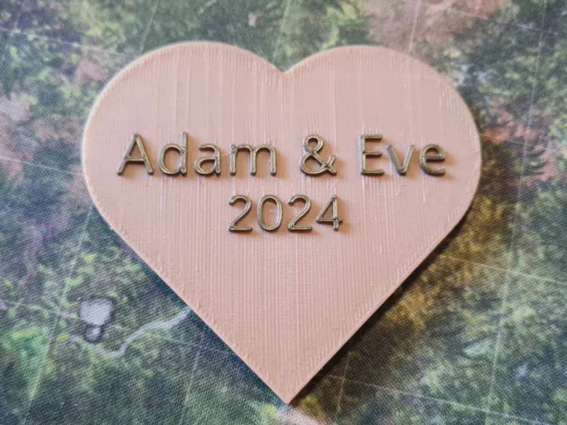 Small heart with editable text