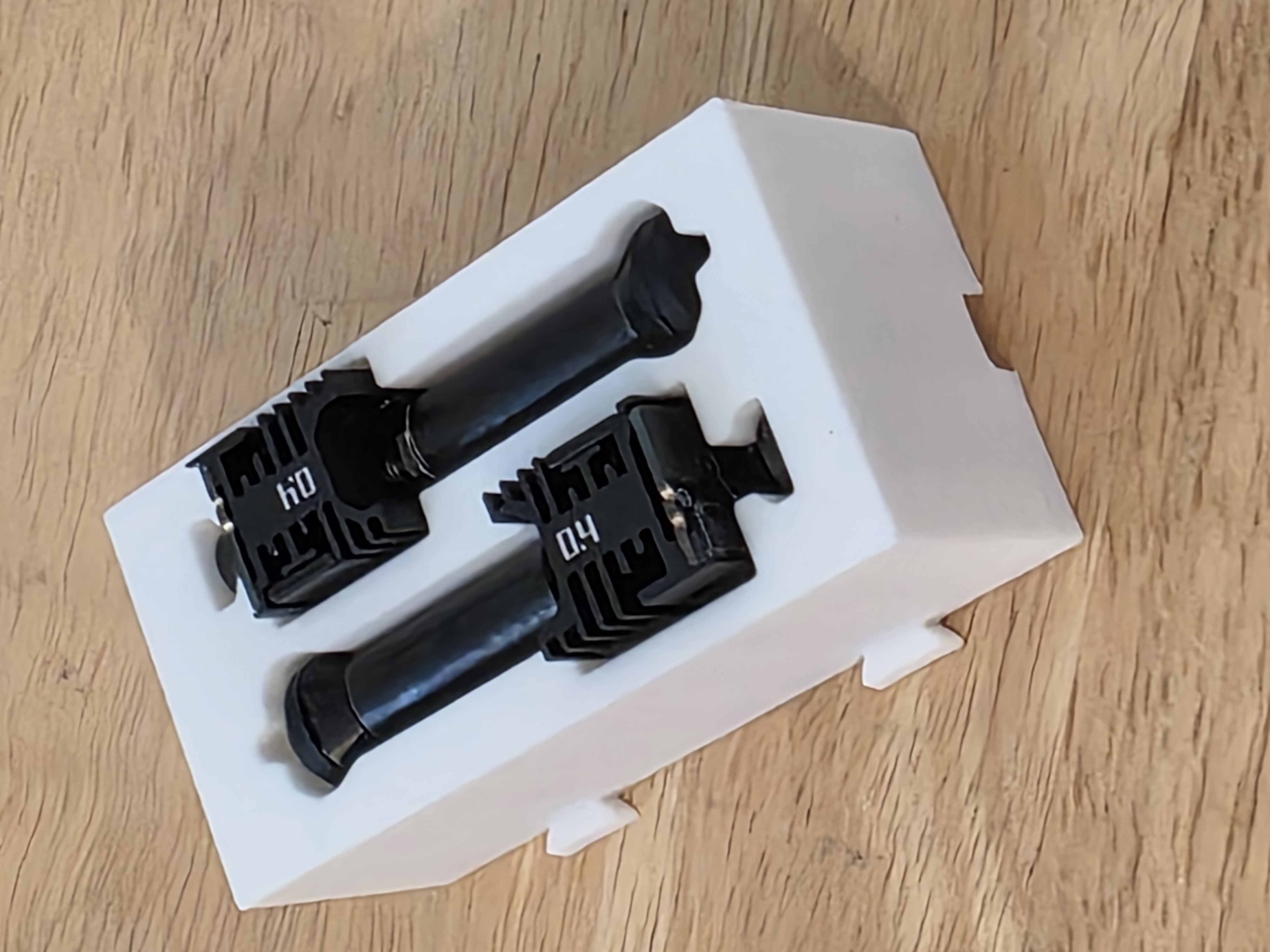 Miniatura 15 do modelo 3D Customizable Modular Hotend Box (v3)