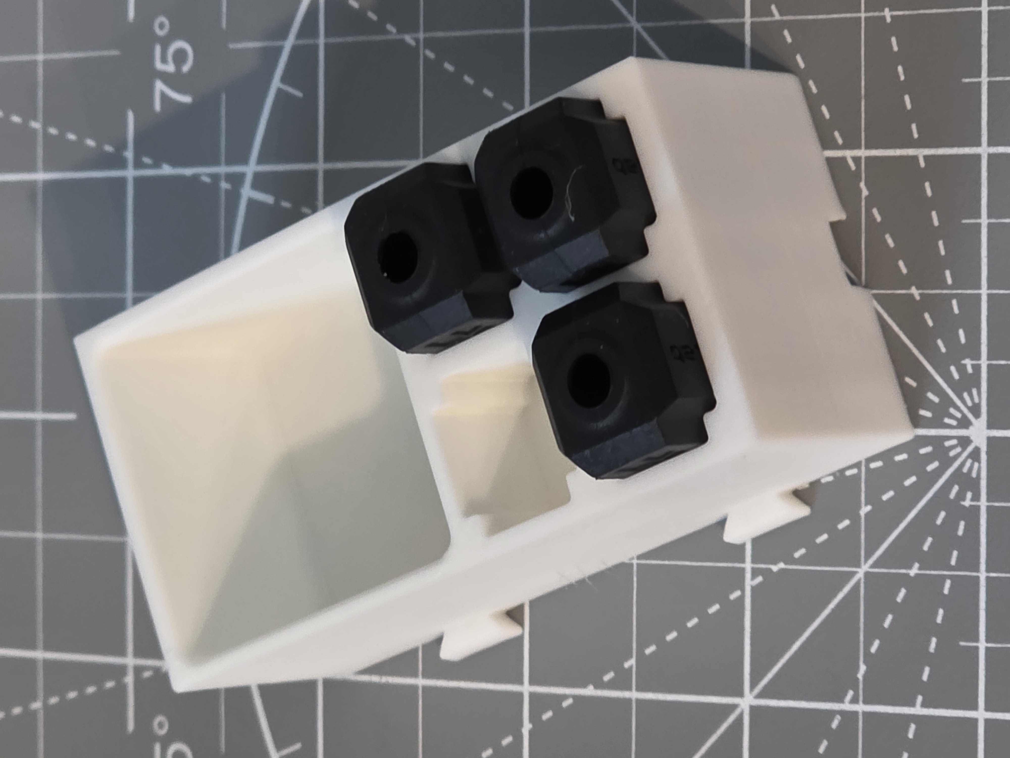 Miniatura 20 do modelo 3D Customizable Modular Hotend Box (v3)