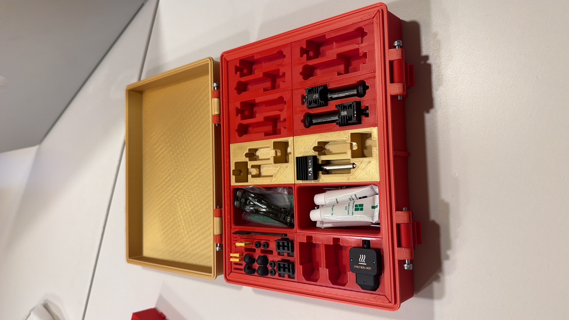 Miniatura 27 do modelo 3D Customizable Modular Hotend Box (v3)