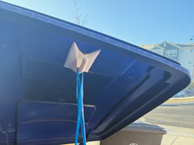 Garbage Lid Hook