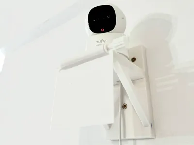 Eufy C220 Privacy Wall Mount
