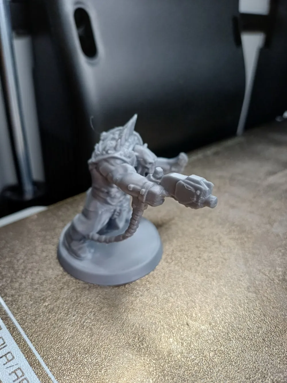 Oger Boyo Minigun-Pistole von sky1Army MakerWorld: Kostenlose 3D ...