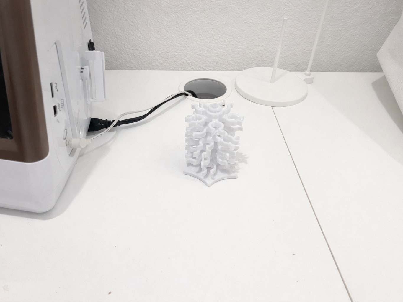 Miniatura 1 do modelo 3D Bobbin Stack and Store Tower