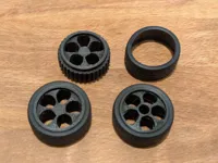 Wheel "F" in two sizes and an axel for non-driven wheels