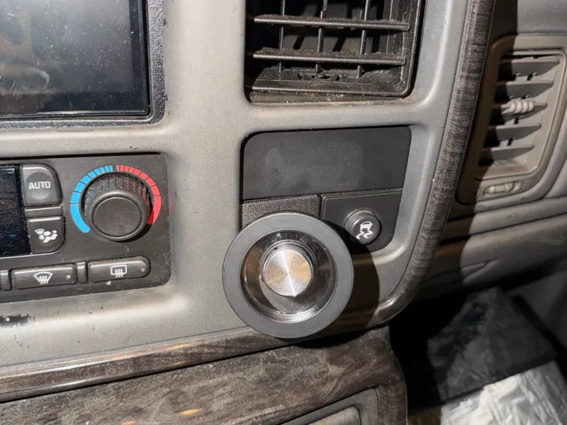 99-06 chevy truck cellphone mount