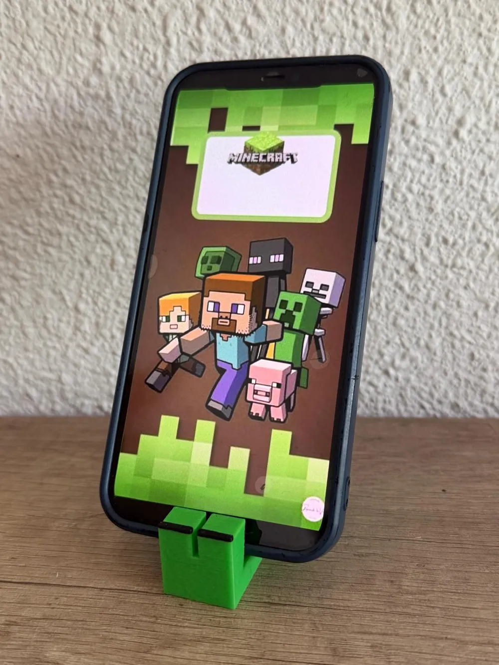 Creeper 2-in-1 Keychain + Phone Stand