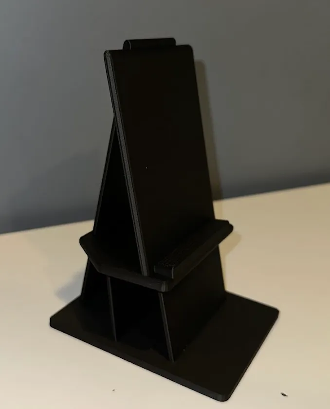Simple Phone Stand - Holds any Phone