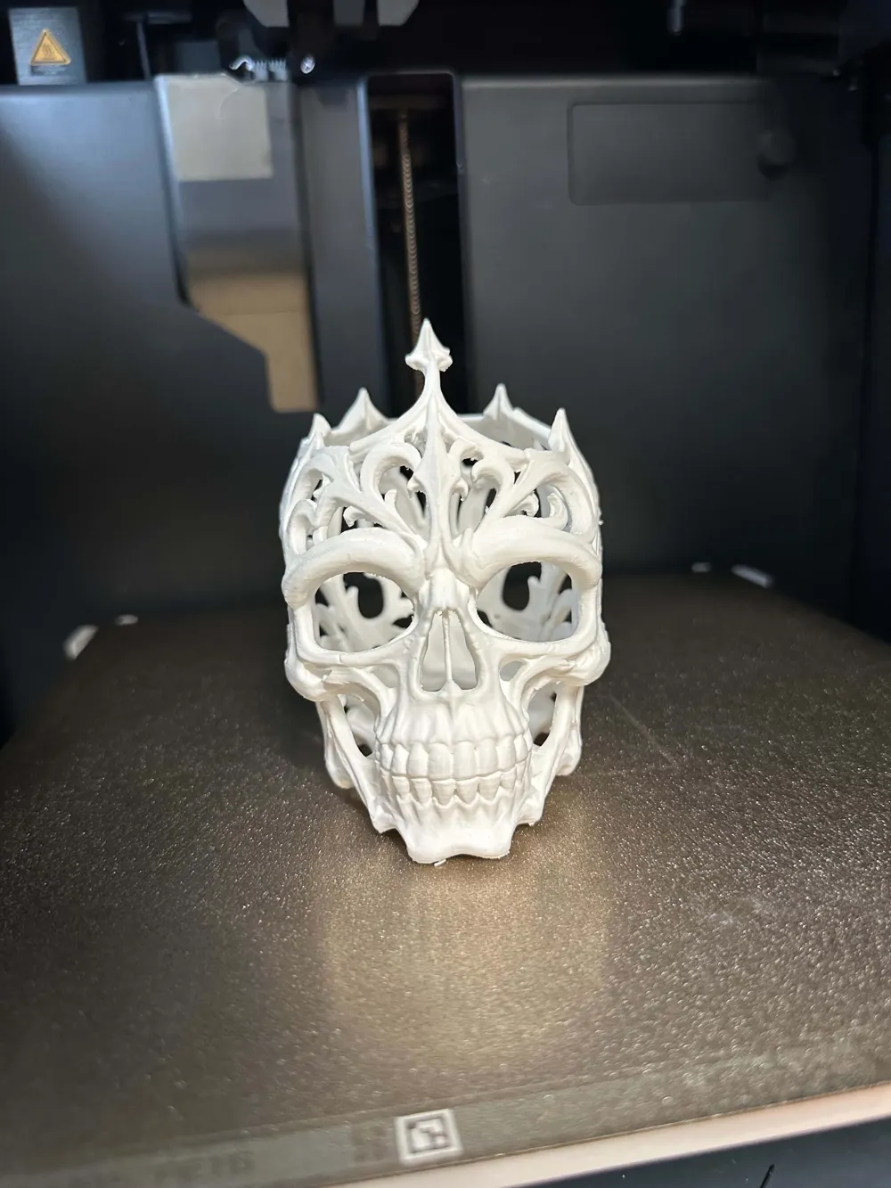 Gothic Skull Tealight Holder - Free 3D Print Model - MakerWorld