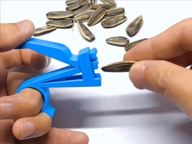 瓜子剥壳神器 瓜壳弹射器（一体打印，不用拼装） view 3