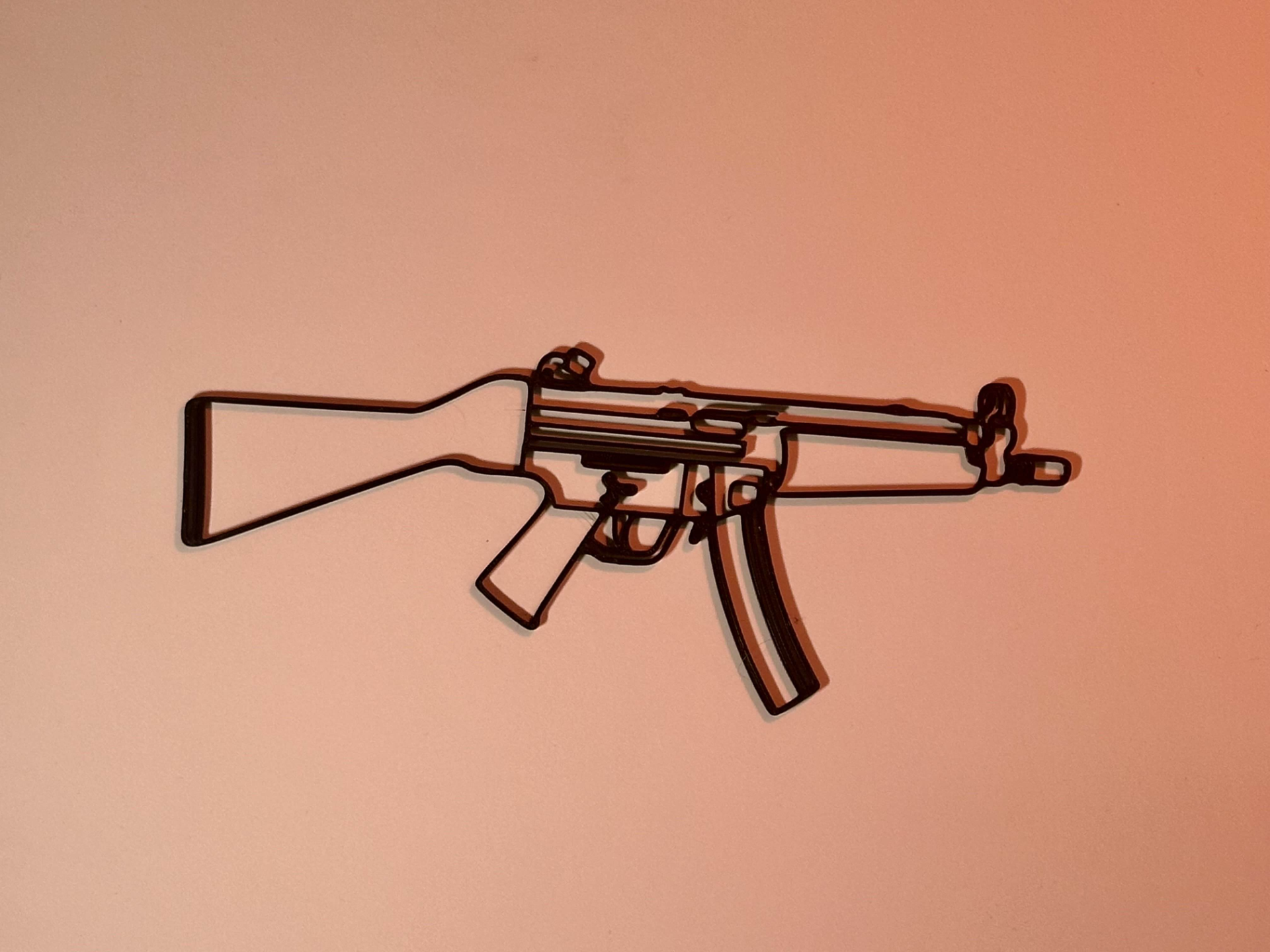 Art mural Line Art MP5A4 Rust