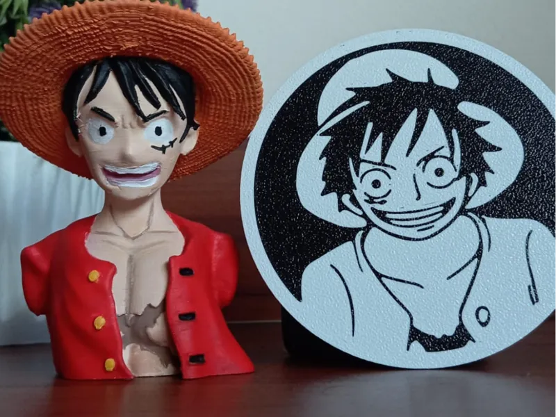 Escultura de Luffy