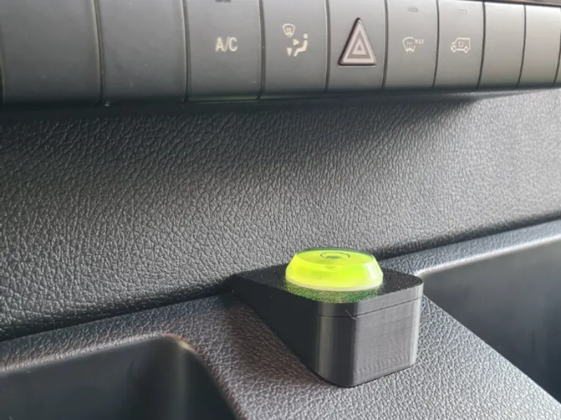 Mercedes Sprinter Dashboard Bubble Level Mount