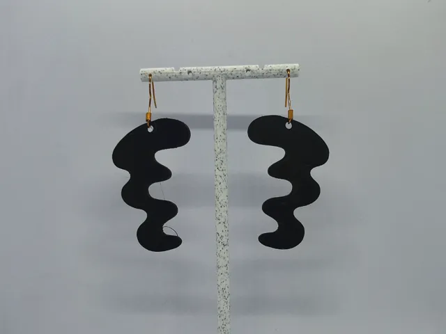 Aretes Siluetas de Sueño