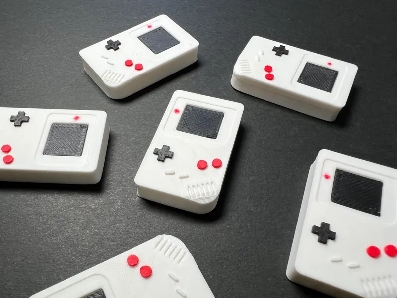 Mini Game Boy Aimantée – Modèle Paramétrique