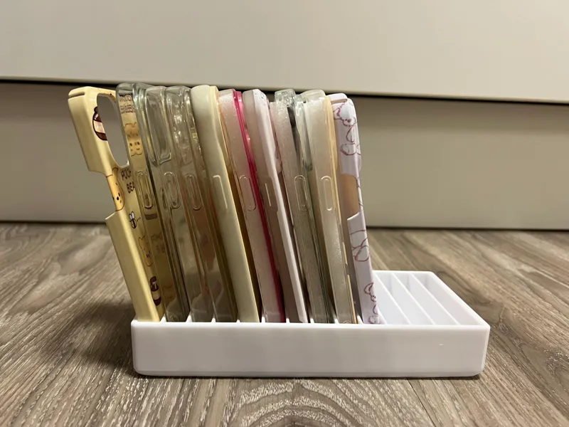 Phone case organizer
