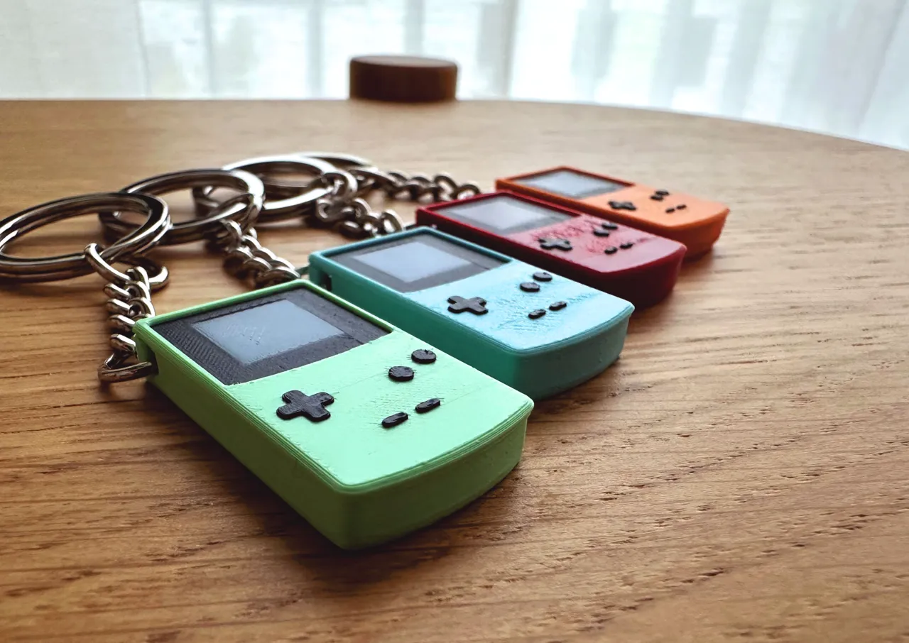Retro Handheld Console Color Keychain view 4