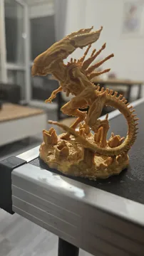 Modelo para impresión 3D: Alienkönigin — vista de referencia 4