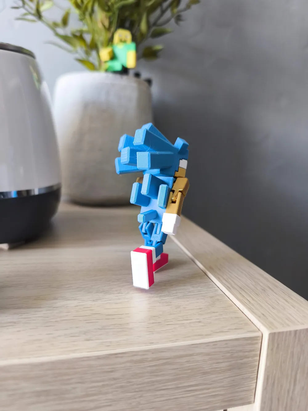 Sonic the Hedgehog - Minecraft Style - Free 3D Print Model - MakerWorld