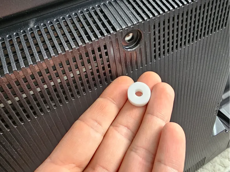 TCL TV spacer for wall mont