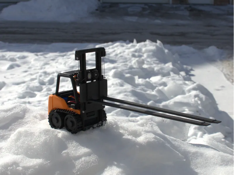 Comically Long Forks - Cyberbrick Forklift