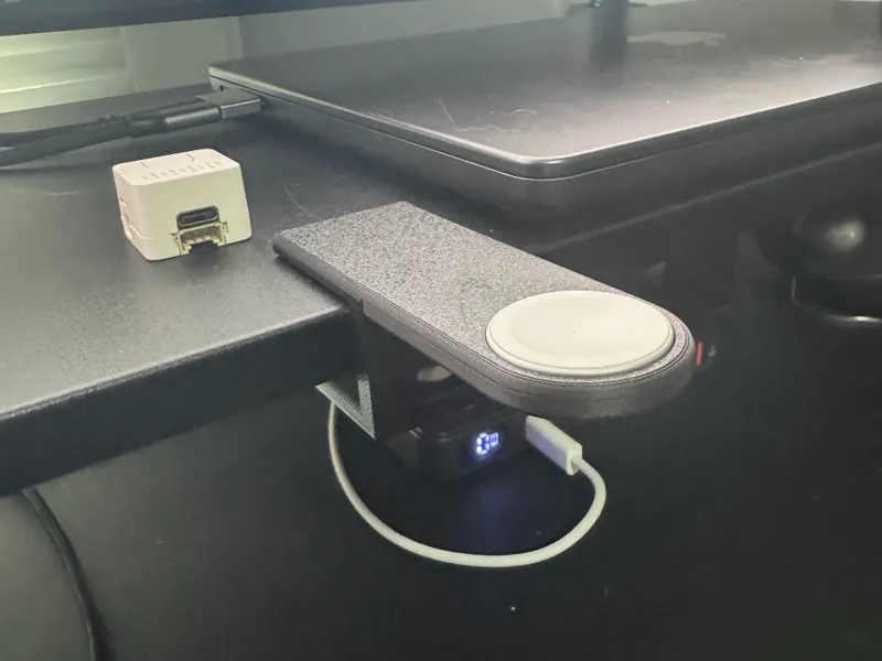 Secretlab Magnus Apple Watch Charger
