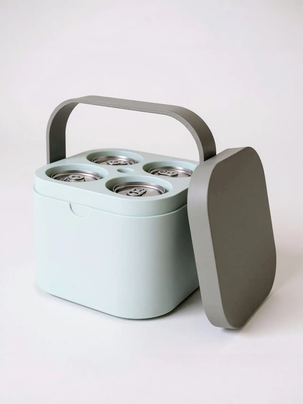 Freezable Cooler Cube - 4 Cans 12oz, Water Chamber view 3