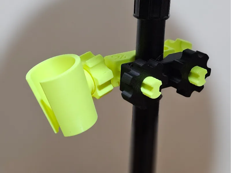 Universal Microphone Holder