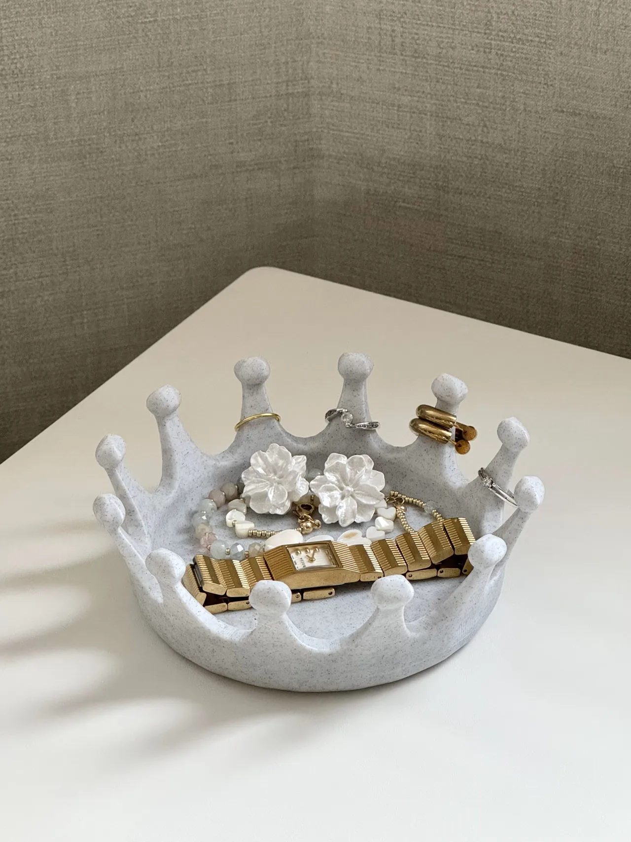 Crown Ring Jewelry tray view 3