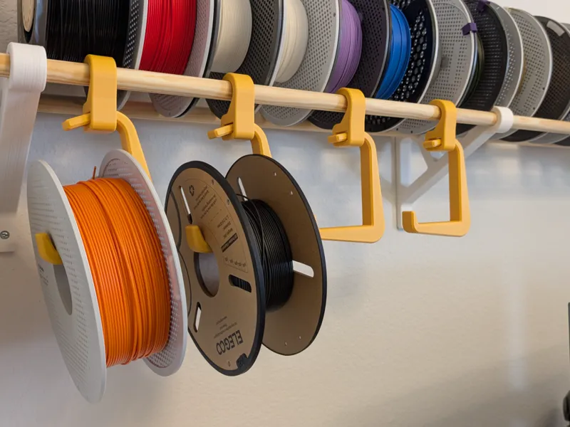 Filament spool hanger