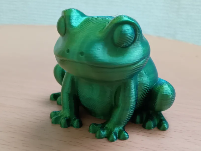 カエルのフィギュア