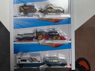 Hot Wheels Wallmount v.4 Blister Truck