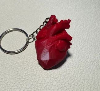 Simplified heart keychain