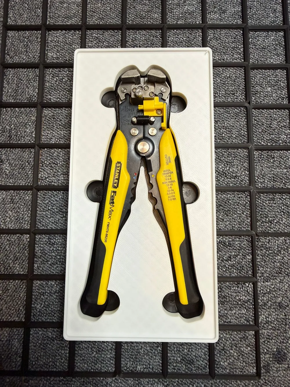 Gridfinity Wire Stripper Cutter by holonda3d MakerWorld: Download Free ...