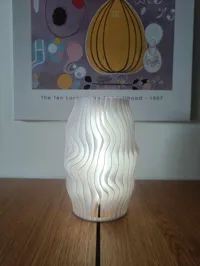 Lampe de table/chevet au motif ondulé moderne — photo 2