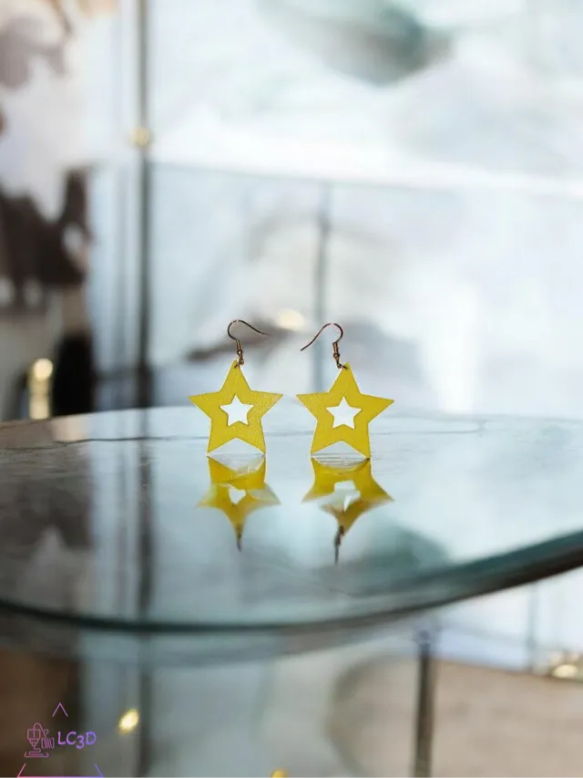 A simple star earrings
