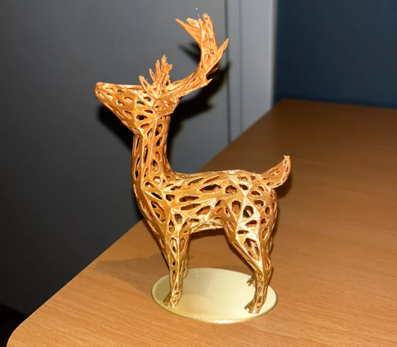 Standing deer wireframe HEXA // 18 gr // nosupport