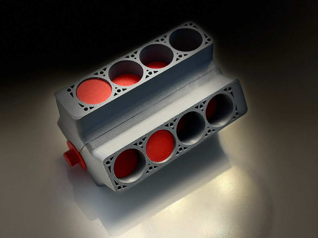 Fully Working V8 Engine– Moving Pistons!