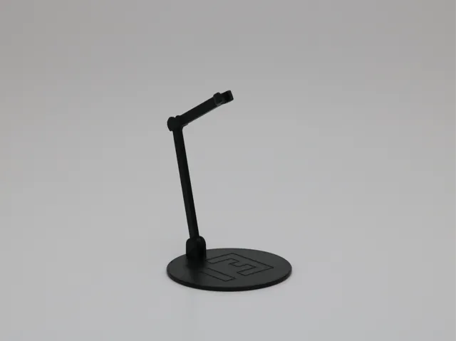 Dummy 13 - simple display stand