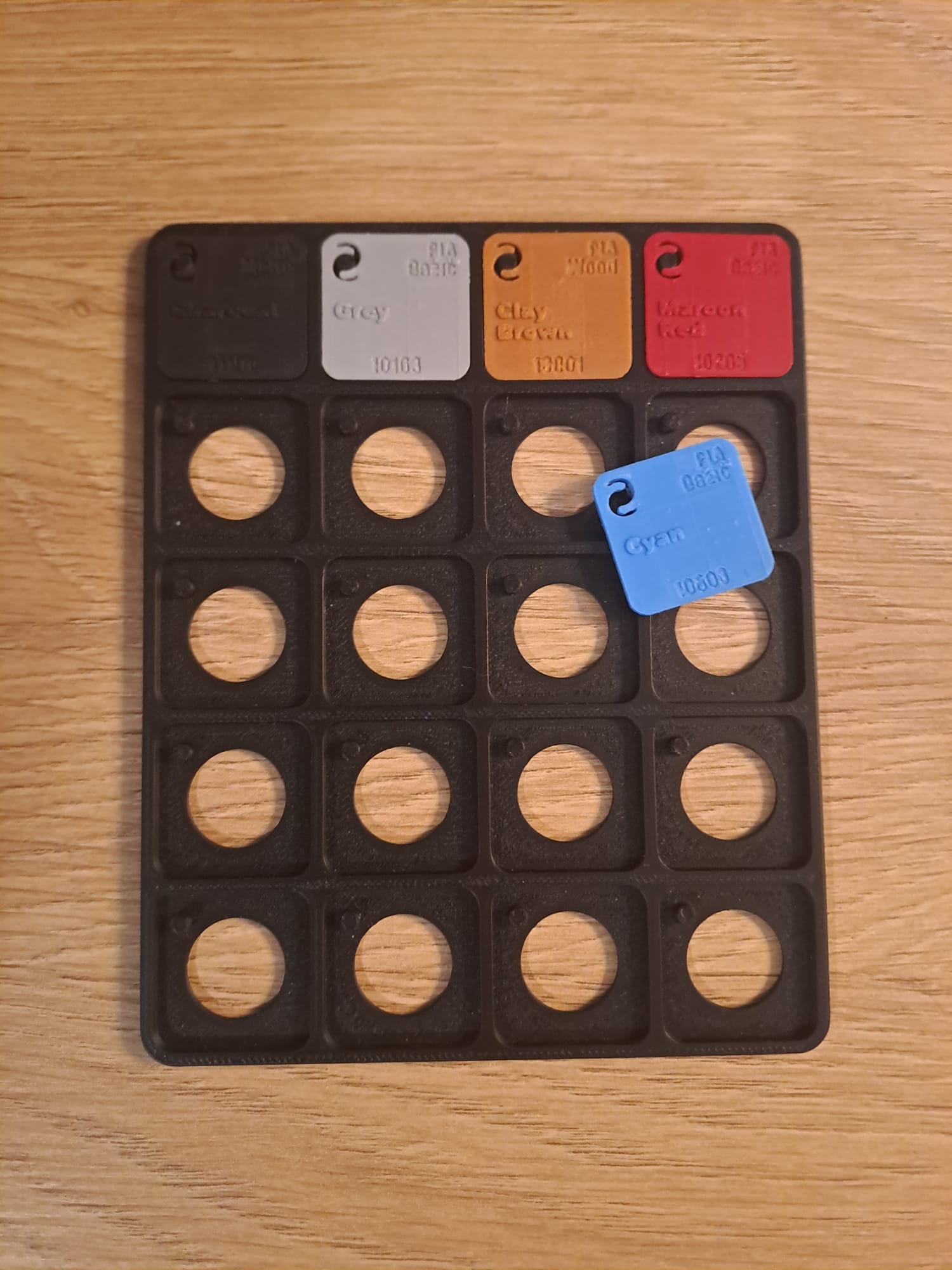 Miniatura 1 do modelo 3D Parametric Multi Labeling Swatch Generator