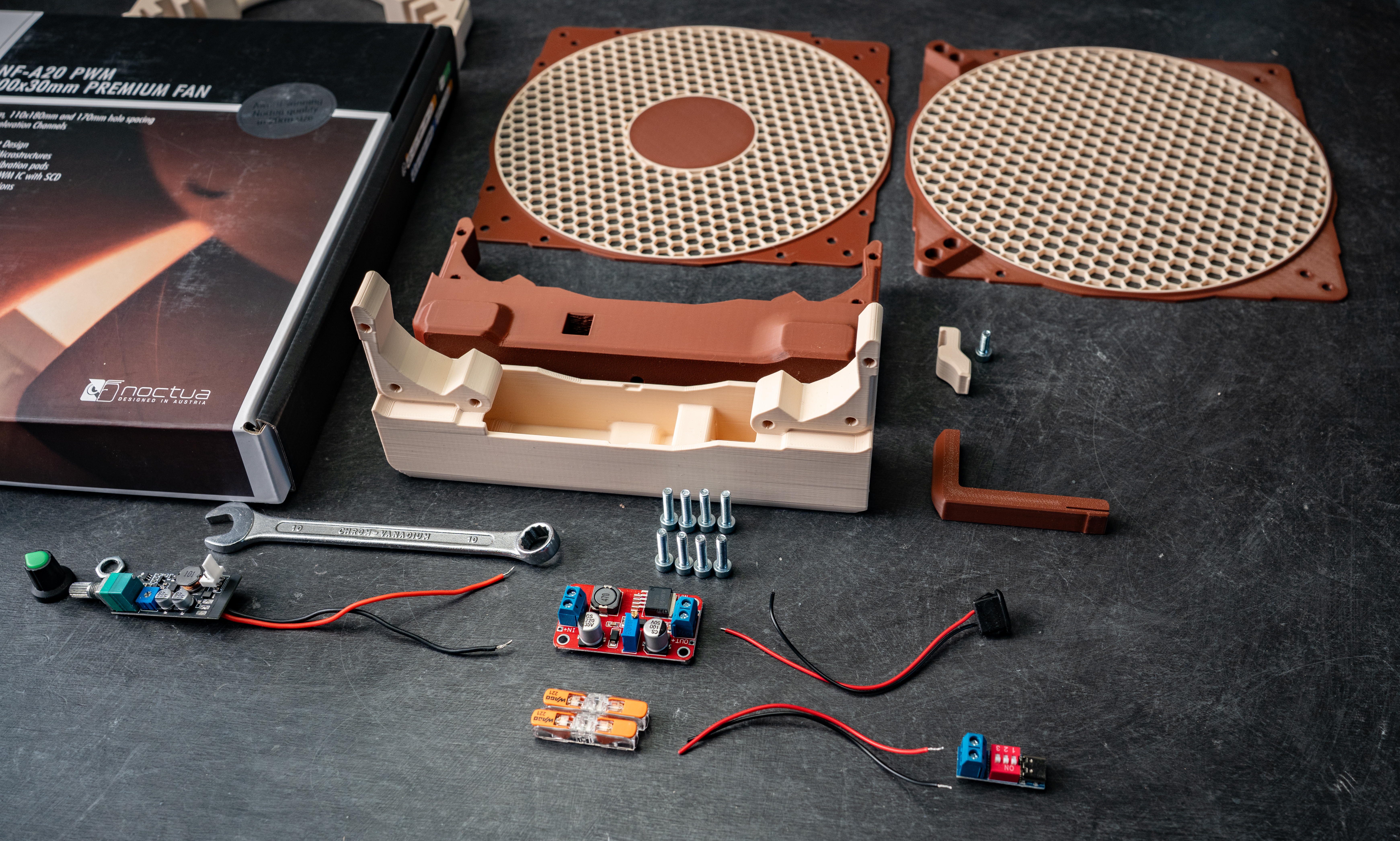 Silent Breeze: The 200mm Travel Fan (Noctua) - Free 3D Print Model