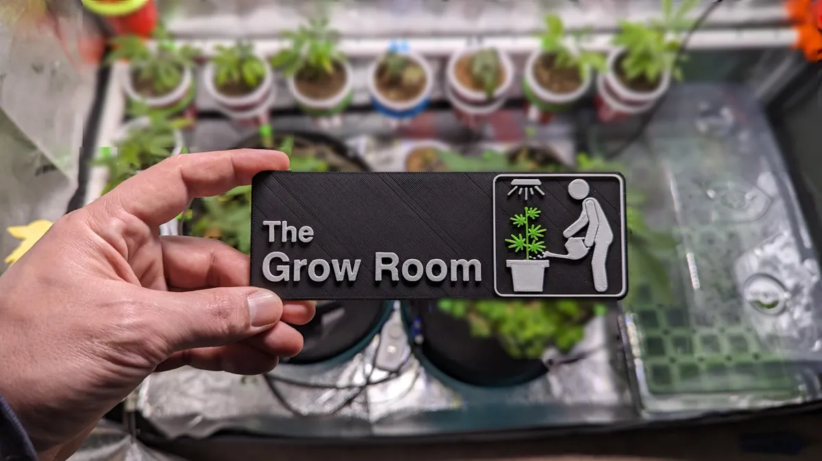 Grow. Sign Color The Grow Room - Sign - Free 3D Print Model - MakerWorld