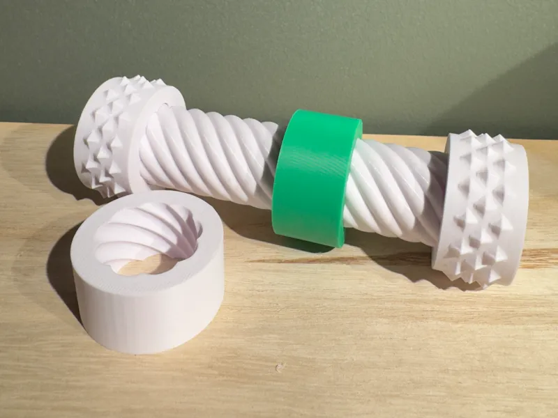 Twisting And Spinning Fidget